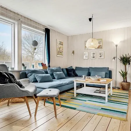 펜션 3 Bedroom Awesome In